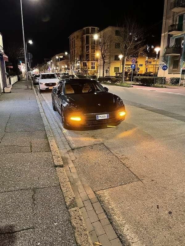 Usata Porsche Panamera Sport Turismo 330 CV (242 kW) 2017 Berlina