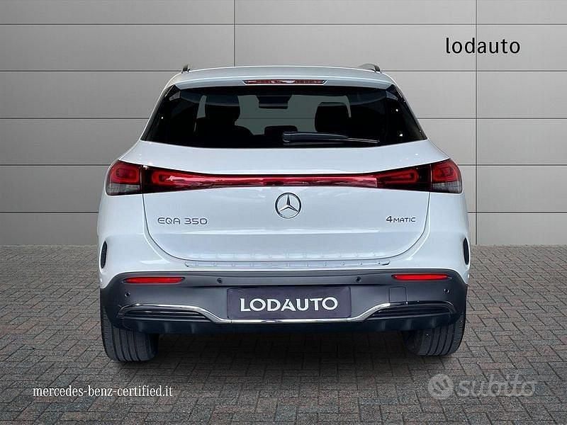 Usata Mercedes EQA350 AMG Line Premium 260 kW (354 CV) 2024 Bianco SUV
