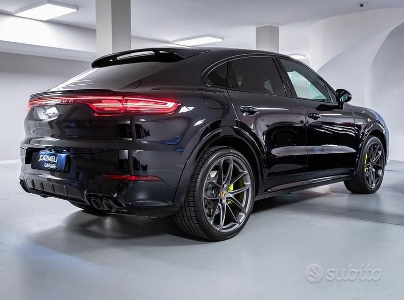Usata Porsche Cayenne 250 CV (183 kW) 2021 Nero SUV