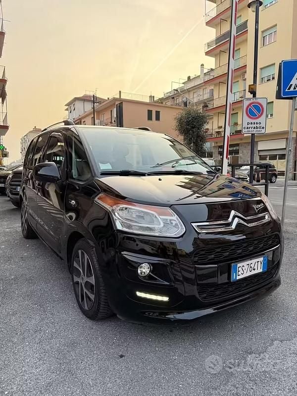 Occasion Citroën C3 Picasso Exclusive 92 ch (67 kW) 2013 Noir Monospace