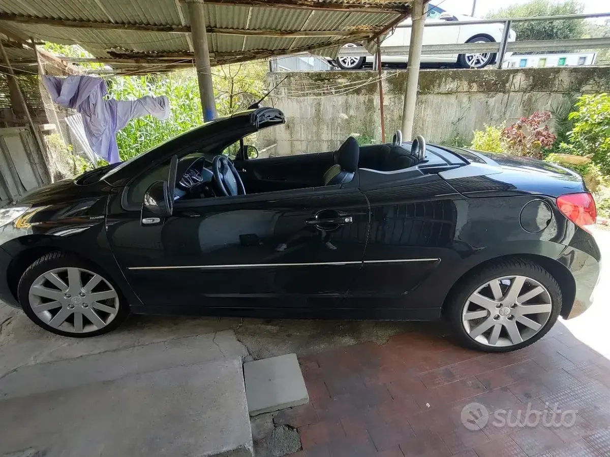 Usata Peugeot 207 112 CV (82 kW) 2014 Cabrio