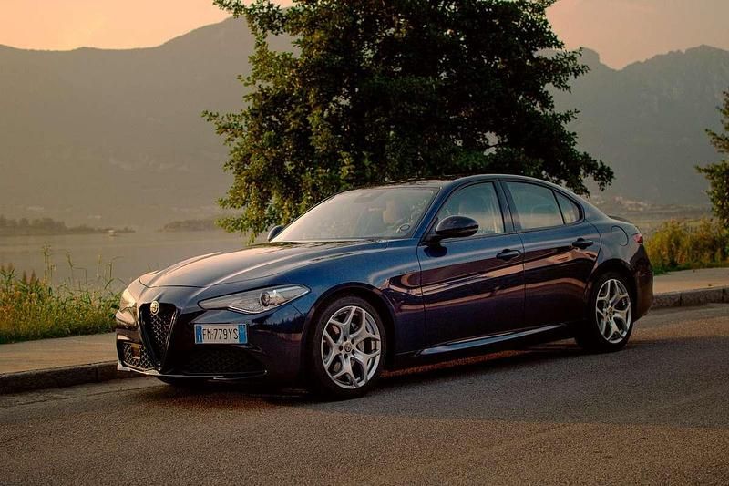 Usata Alfa Romeo Giulia Super 150 CV (110 kW) 2017 Berlina