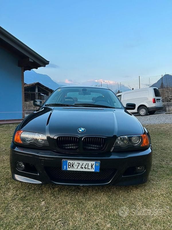 Usata BMW 323 2000 Nero Coupé