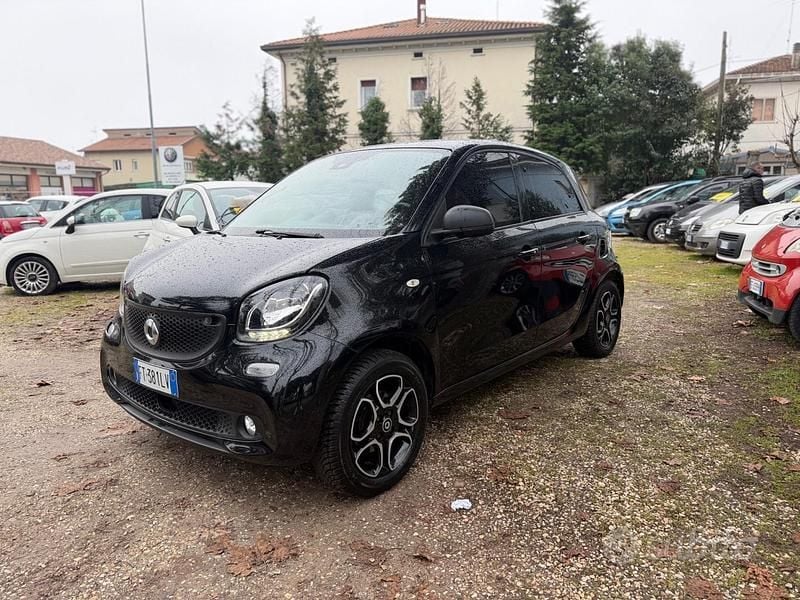 Nero Usata 2018 Smart ForFour Passion Utilitaria | 10.500 € (Ottimo prezzo) - Immagine 1/4