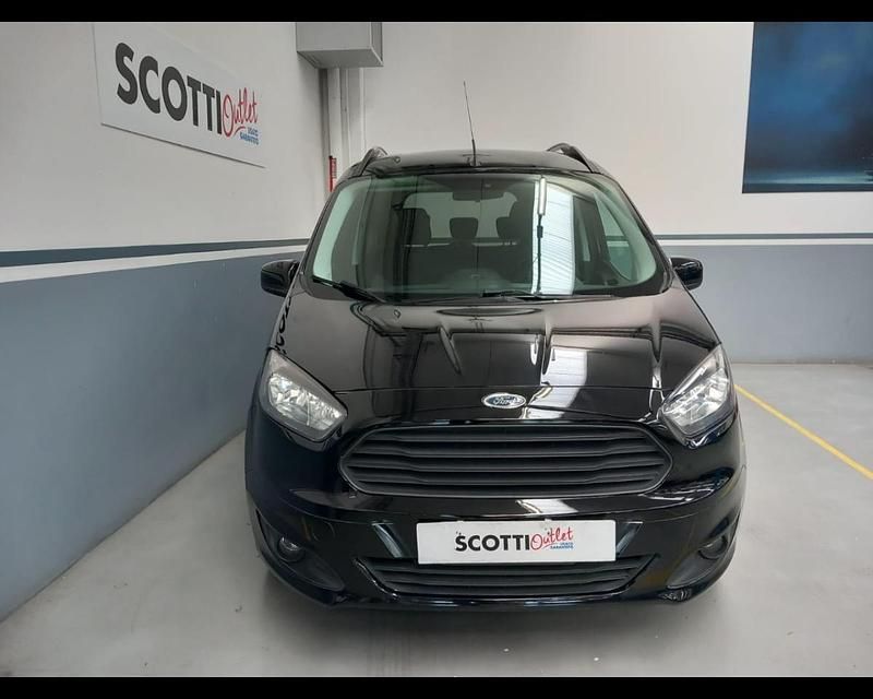 Usata Ford Tourneo Courier Titanium 95 CV (69 kW) 2017 Nero Monovolume