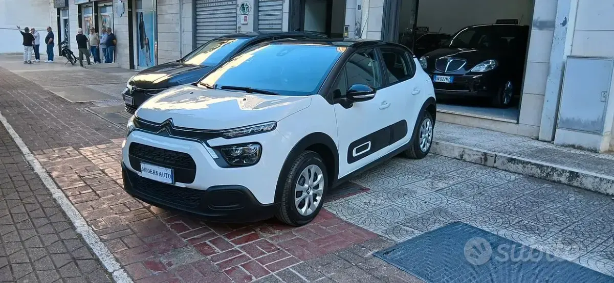 Usata Citroën C3 Shine 102 CV (75 kW) 2021 Bianco Utilitaria