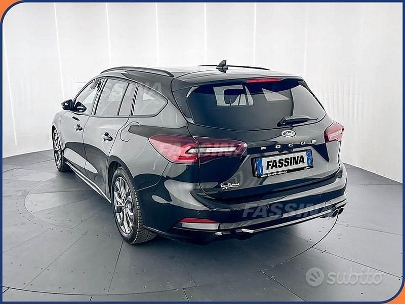 Usata Ford Focus ST-Line 155 CV (114 kW) 2025 Nero Station wagon