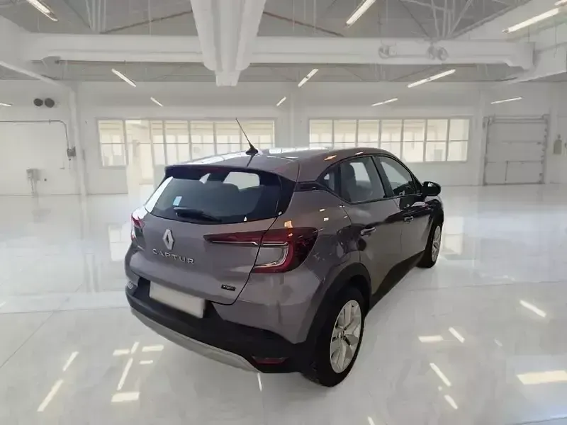 Second-hand Renault Captur Equilibre 93 CP (68 kW) 2023 SUV