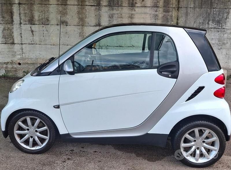 Usata Smart ForTwo Coupé 71 CV (52 kW) 2008 Bianco Coupé