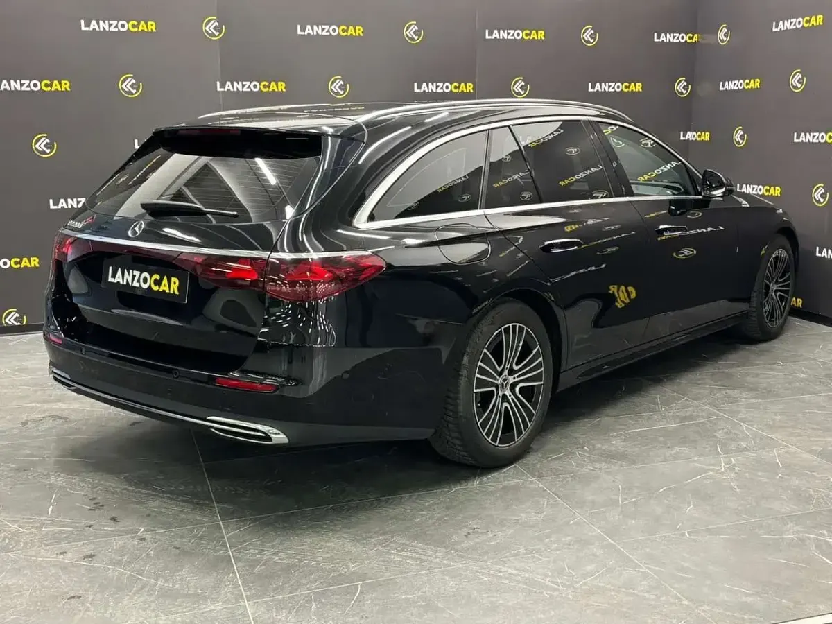 Usata Mercedes E220 Advanced Plus 197 CV (144 kW) 2023 Nero Station wagon
