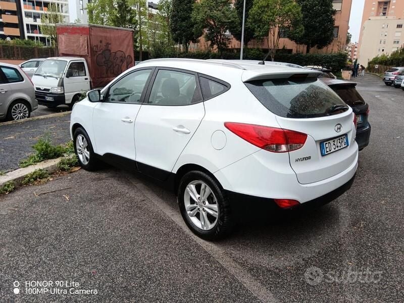 Usata Hyundai ix35 163 CV (119 kW) 2010 Bianco SUV