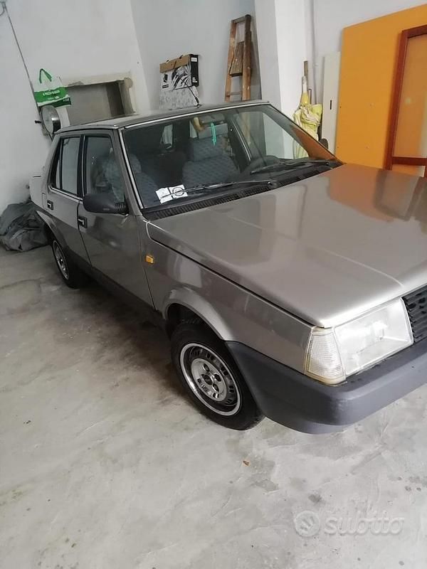 Usata Fiat Regata 65 CV (47 kW) 1986 Grigio Berlina