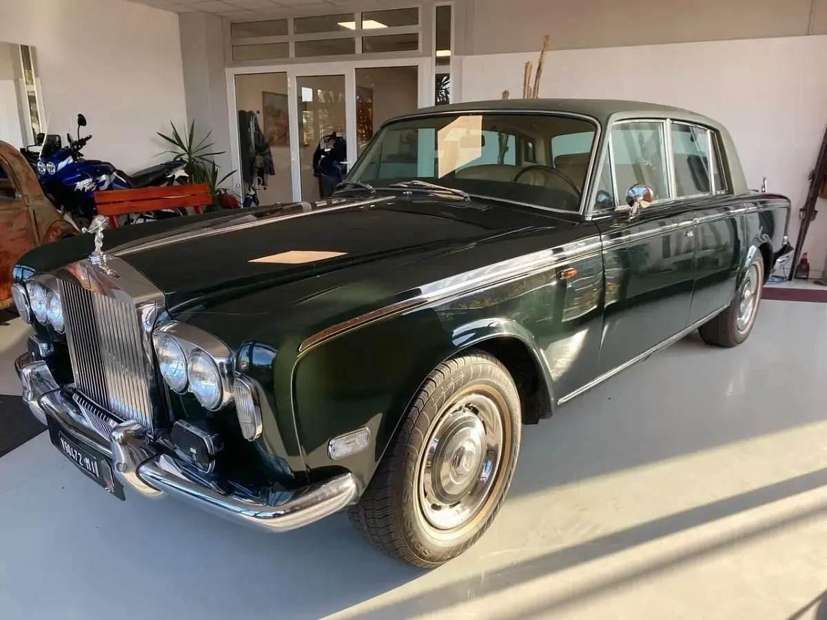 Usata Rolls Royce Silver Shadow 199 CV (146 kW) 1977 Verde Berlina