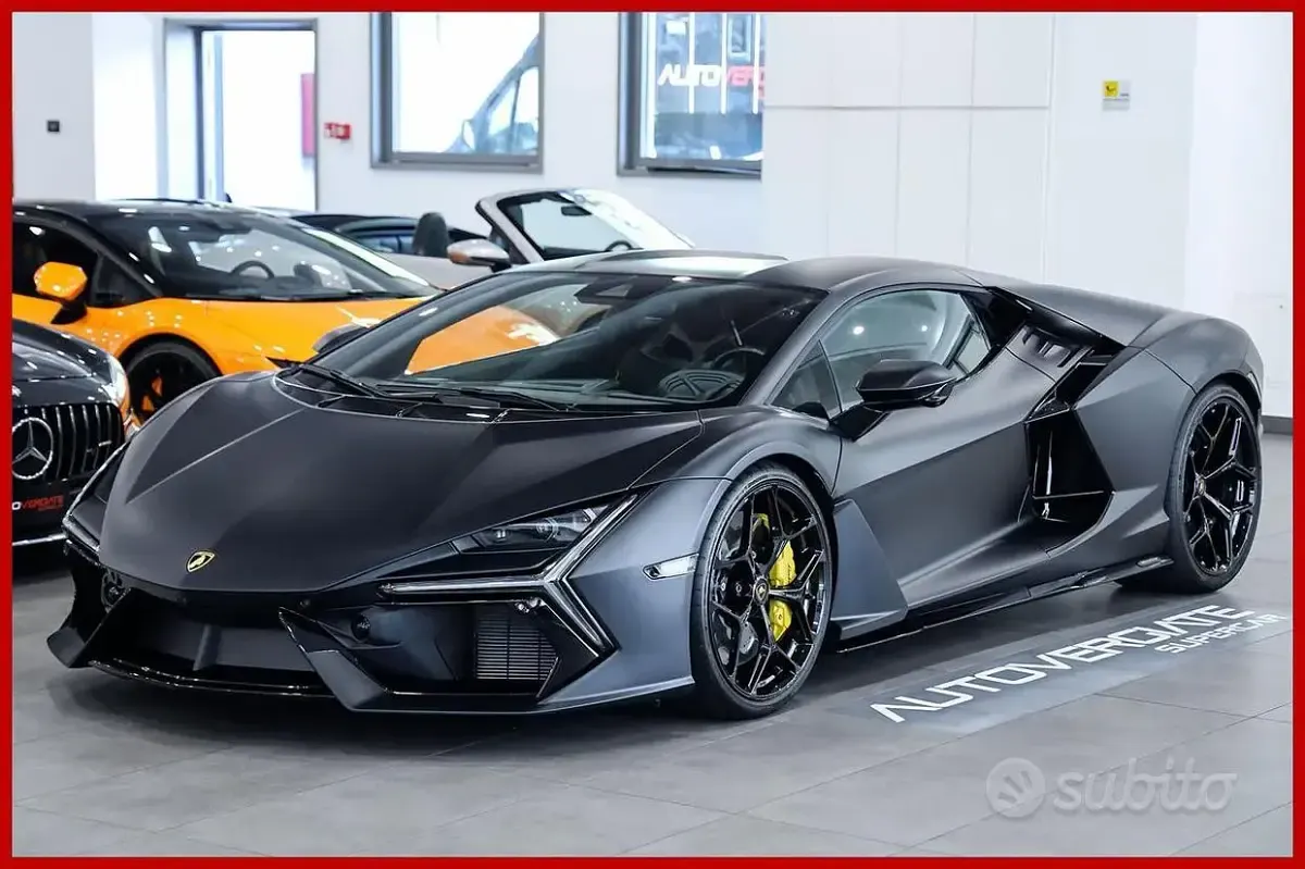 Usata Lamborghini Revuelto 824 CV (606 kW) 2025 Coupé