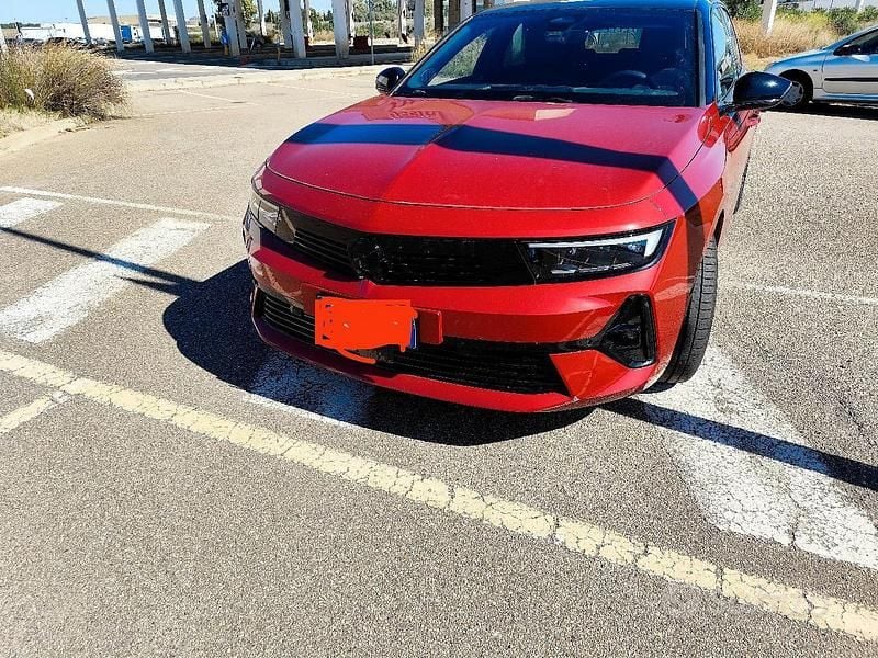 Usata Opel Astra 130 CV (95 kW) 2023 Utilitaria