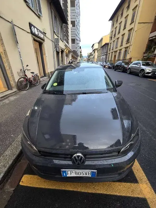 Usata VW Polo Trendline 65 CV (47 kW) 2018 Grigio Utilitaria