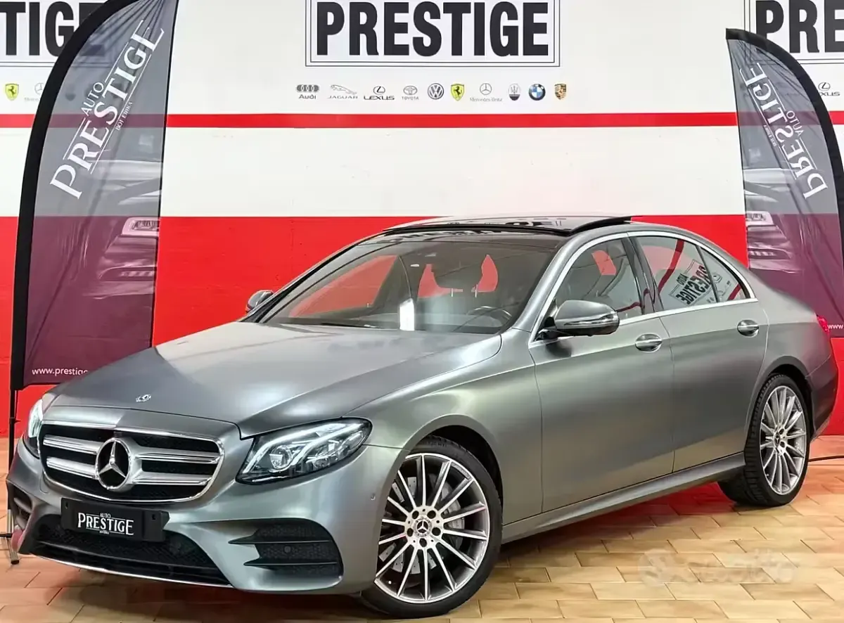 Usata Mercedes E400 Premium Plus 340 CV (250 kW) 2018 Grigio Berlina