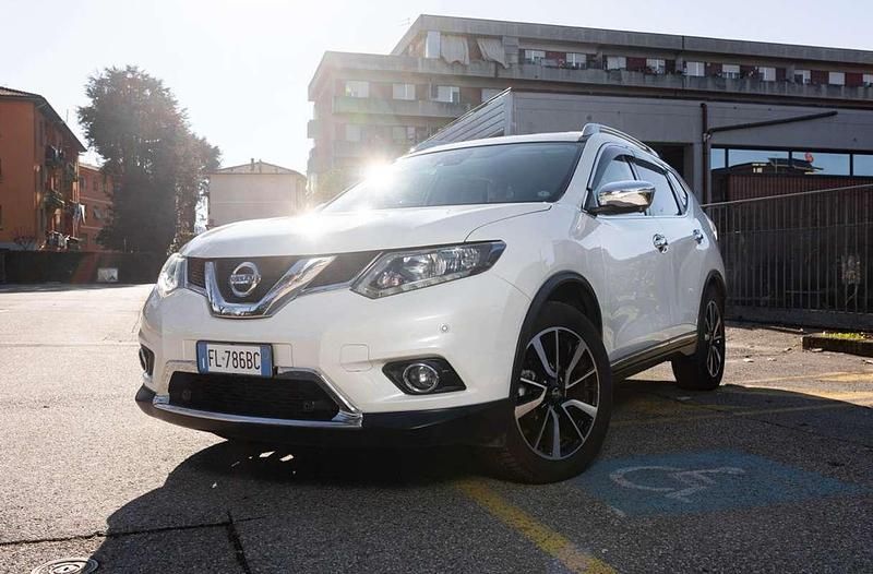 Usata Nissan X-Trail Tekna 131 CV (96 kW) 2017 Beige SUV