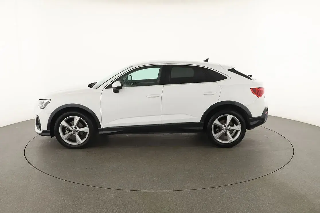Usata Audi Q3 Sportback Ambiente 150 CV (110 kW) 2020 Bianco SUV