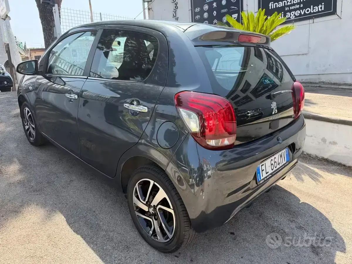 Usata Peugeot 108 Allure 69 CV (50 kW) 2017 Grigio Berlina