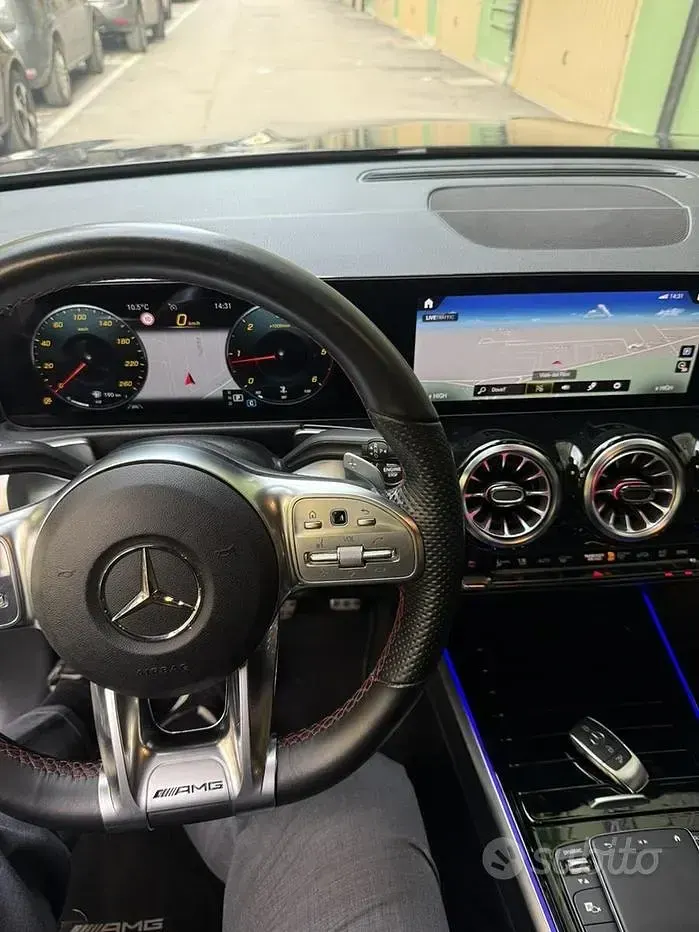 Usata Mercedes GLB200 AMG line 163 CV (119 kW) 2023 SUV