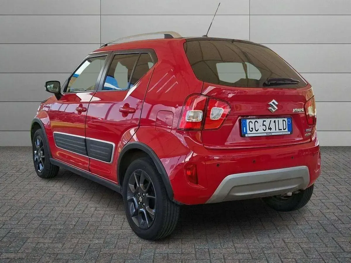 Usata Suzuki Ignis 83 CV (61 kW) 2020 Rosso SUV