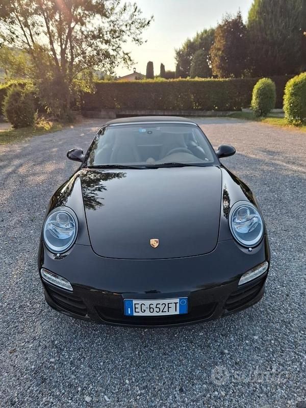 Usata Porsche 997 340 CV (250 kW) 2011 Nero Cabrio