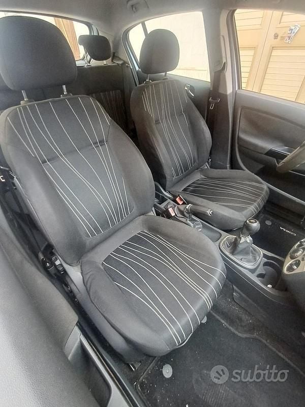 Usata Opel Corsa 75 CV (55 kW) 2007 Berlina