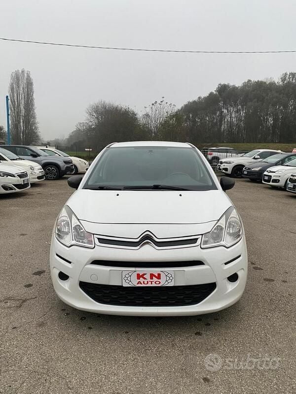 Bianco Usata 2015 Citroën C3 Attraction Due volumi | 3300 € (Super prezzo) - Immagine 1/4