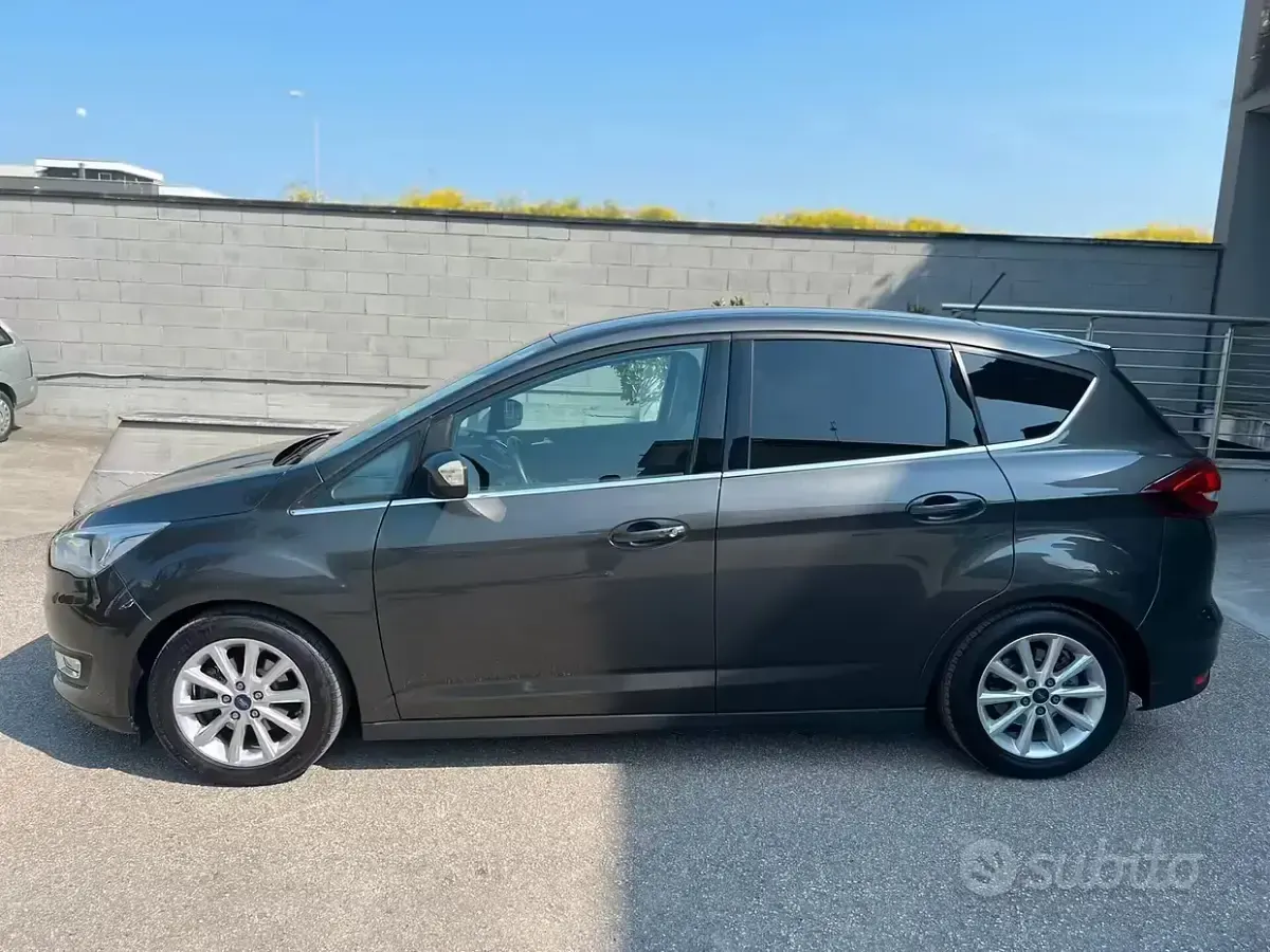 Occasion Ford C-MAX Titanium 120 ch (88 kW) 2019 Gris Monospace