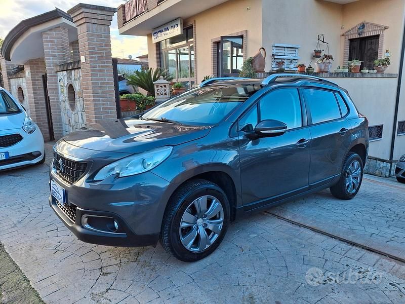 Usata Peugeot 2008 Active 99 CV (72 kW) 2017 Grigio SUV