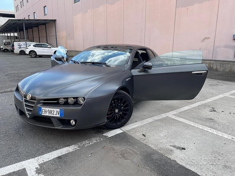 Usata Alfa Romeo Brera 170 CV (125 kW) 2011 Grigio Coupé