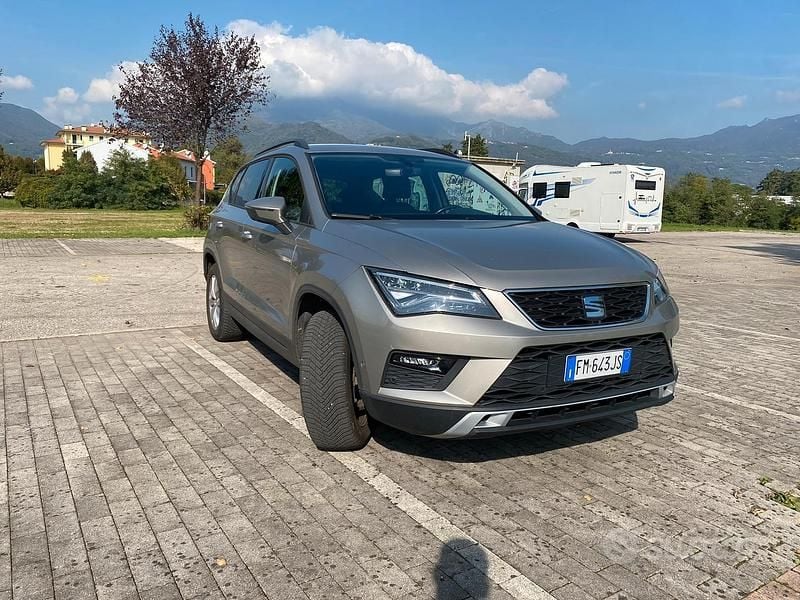 Grigio Usata 2017 Seat Ateca 4Drive SUV | 14.500 € (Ottimo prezzo) - Immagine 1/4