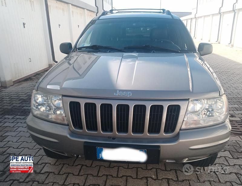 Beige Usata 2000 Jeep Grand Cherokee Limited SUV | 8000 € (Super prezzo) - Immagine 1/4