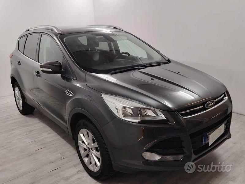 Occasion Ford Kuga Titanium 120 ch (88 kW) 2015 Gris SUV