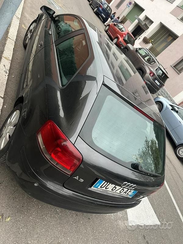 Usata Audi A3 105 CV (77 kW) 2006 Nero Utilitaria