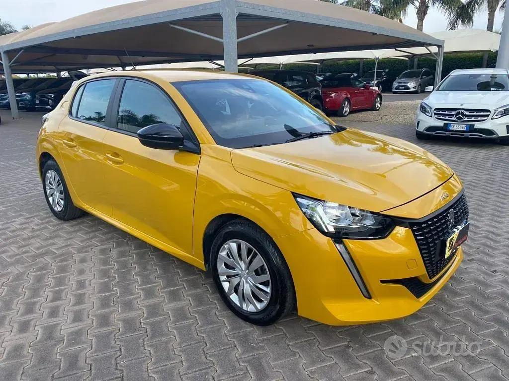 Usata Peugeot 208 Active 75 CV (55 kW) 2023 Giallo Utilitaria