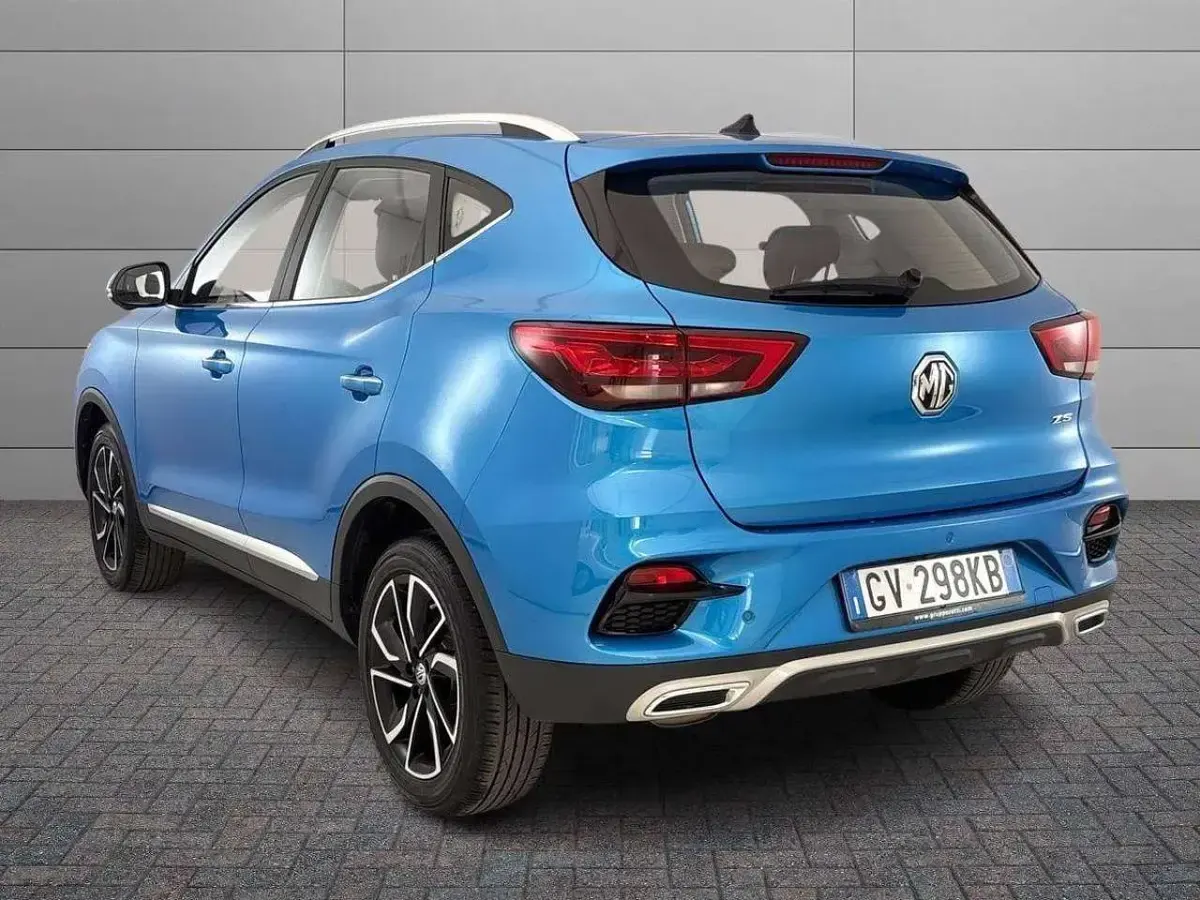 Usata MG ZS 106 CV (77 kW) 2024 Blu/azzurro SUV