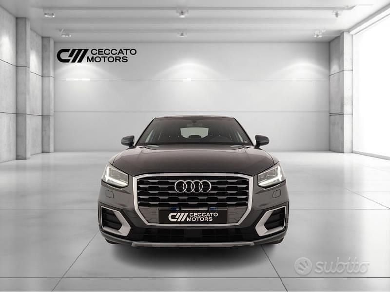 Usata Audi Q2 S-Line 116 CV (85 kW) 2017 Grigio SUV