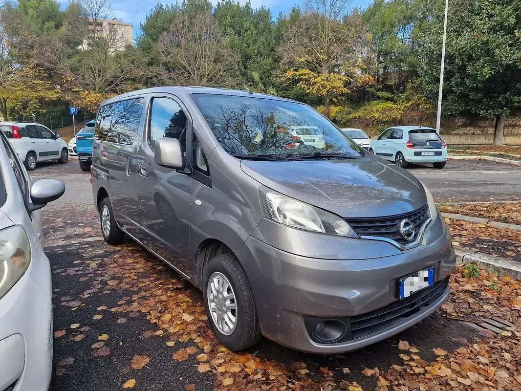 Usata Nissan Evalia Acenta+ 110 CV (80 kW) 2014 Grigio Monovolume