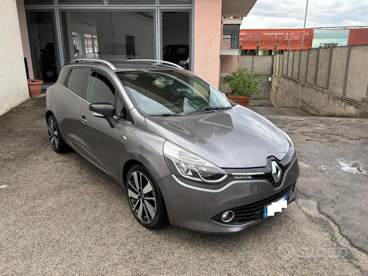 Usata Renault Clio GrandTour 91 CV (66 kW) 2016 Grigio Station wagon