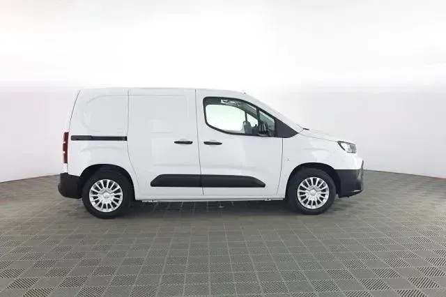 Nuova Toyota Proace City City 101 CV (74 kW) 2026 Bianco Monovolume