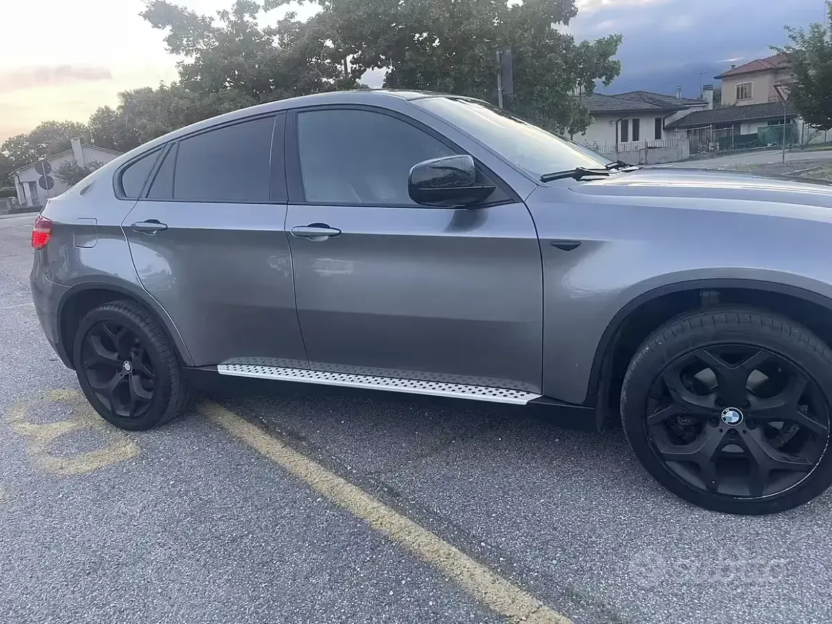 Usata BMW X6 245 CV (180 kW) 2012 Grigio SUV