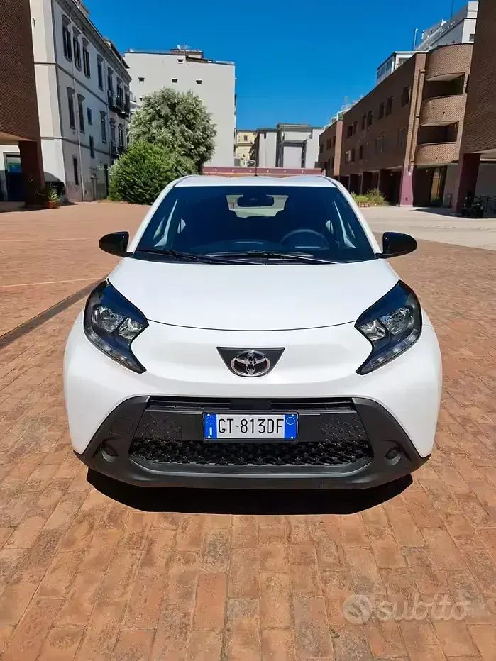 Usata Toyota Aygo X Active 72 CV (52 kW) 2024 Bianco SUV
