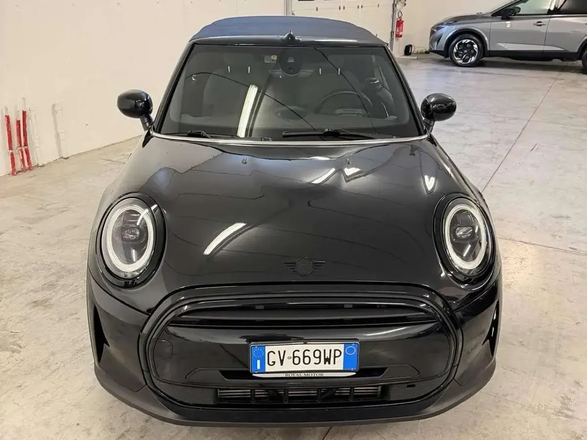 Usata Mini Cooper Cabriolet Classic 136 CV (100 kW) 2024 Nero Cabrio