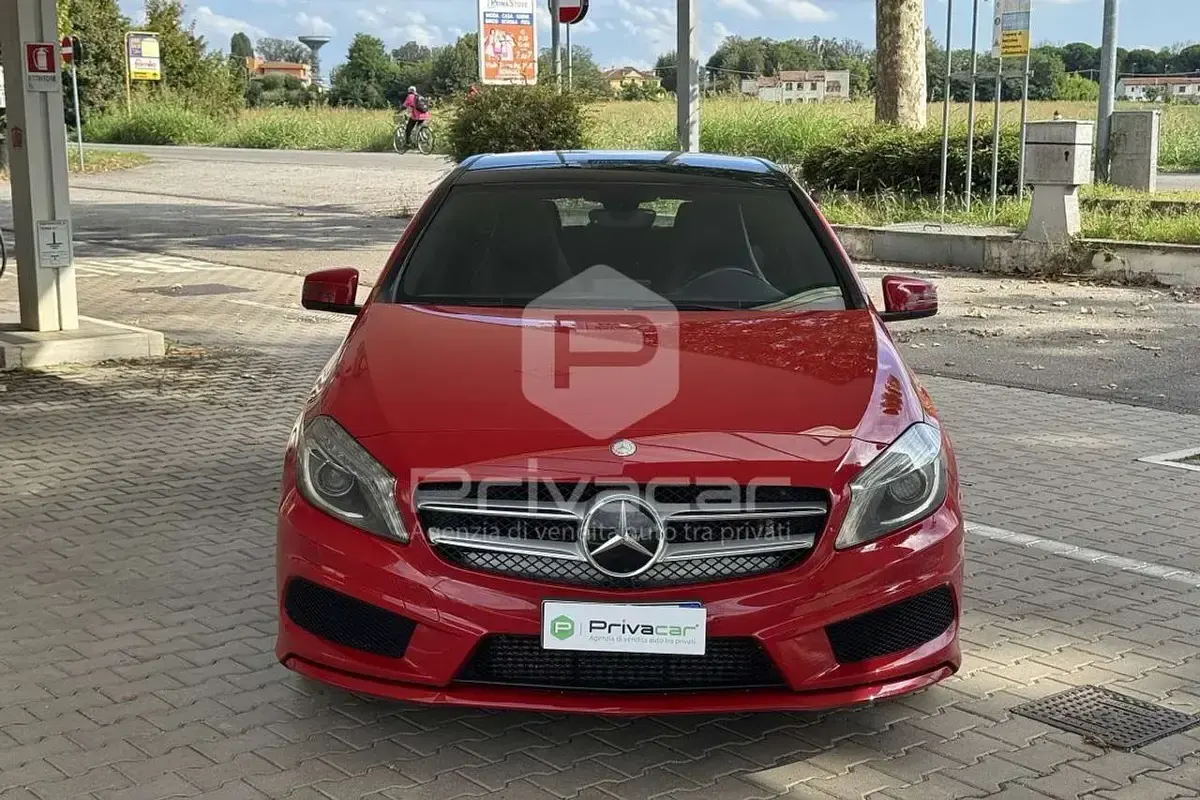 Usata Mercedes A220 Premium 170 CV (125 kW) 2014 Rosso Utilitaria