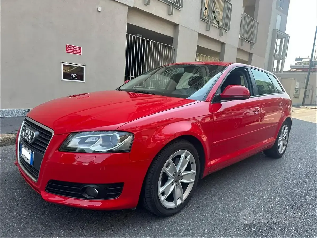 Usata Audi A3 Ambition 170 CV (125 kW) 2010 Rosso Utilitaria