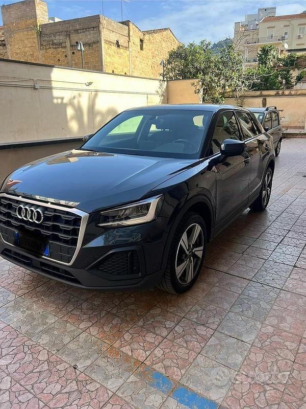 Usata Audi Q2 Admired 150 CV (110 kW) 2022 Grigio SUV