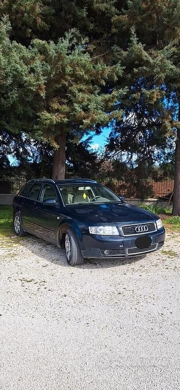 Usata Audi A4 130 CV (95 kW) 2004 Blu Station wagon