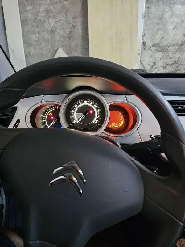 Usata Citroën C3 Attraction 68 CV (50 kW) 2016 Bianco Berlina